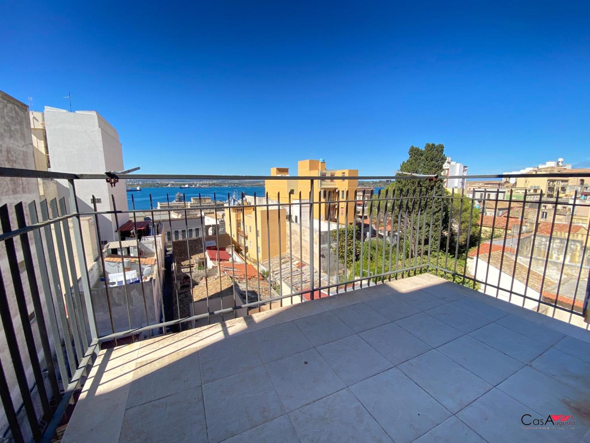Principe Umberto Apartment Аугуста Екстериор снимка